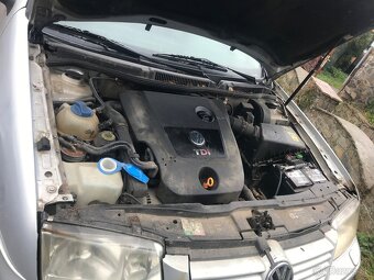 W Bora 1.9tdi 85kw 6q na diely v celku - 7