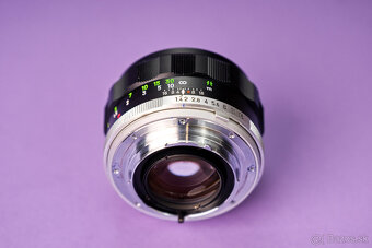 Minolta MC Rokkor-PF 58mm f/1.4 - 7