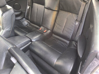 E64 Pre-lci Černá kůže sport sedadla - 7