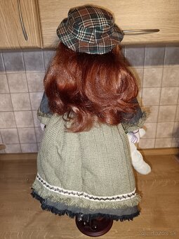 Porcelánová bábika. - 7