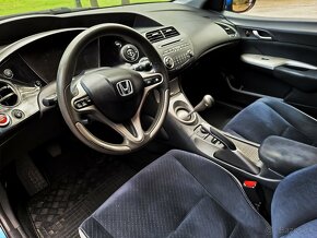 Predám Hondu Civic 1.4 Comfort benzín - REZERVOVANÉ - 7