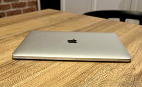 Apple MacBook Pro 13” Silver 2017 - 7