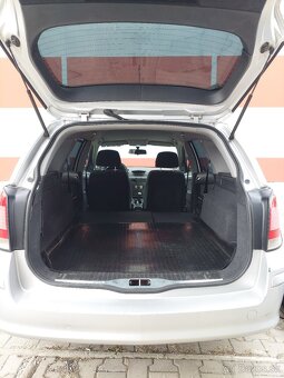 Opel Astra H Combi LPG - 7