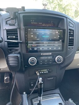Mitsubishi Pajero 3,2 DiD 7 miestne - 7