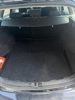 Toyota Auris Hybrid 1.8 | 2016 | 165k km - 7