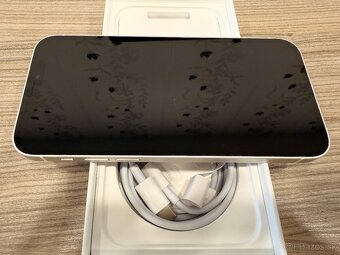 iPhone 12 White - 7