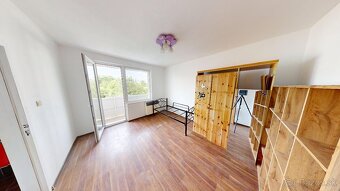 PRIESTRANNÝ 4 - izbový byt s dvoma balkónmi Horné Obdokovce - 7