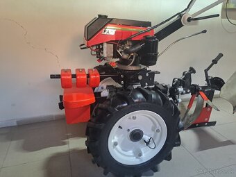 Predám malotraktor AGZAT - 7
