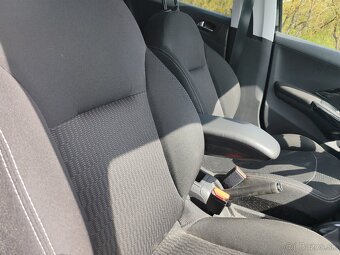 Peugeot 208 - 7