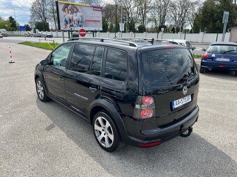 VW Cross Touran 1.9TDI diesel, 77kW, MT/, rok:05.2007 - 7