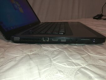 HP 6-series. 15,6". Disk 250 GB. Windows 7. Nová klávesnica - 7