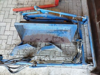 Predám čelný nakladač na malotraktor - 7