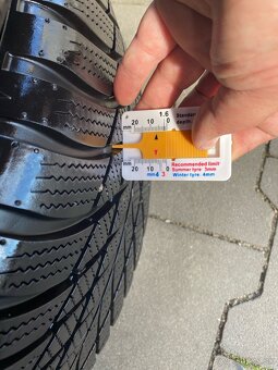 AUDI A4 B9 Predám Zimnú Sadu 225/50/R17 - 7