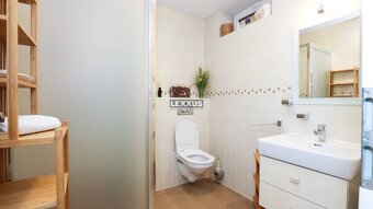 | 5 i rodinný dom, zimná záhrada, BA IV., Chrobákova , 300 m - 7