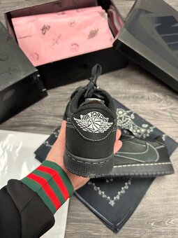 JORDAN 1 RETRO LOW OGTRAVIS SCOTT BLACK PHANTOM" - 7