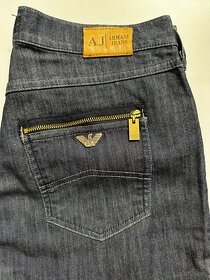Dámske,kvalitné džínsy Giorgio ARMANI - veľkosť 28 - 7
