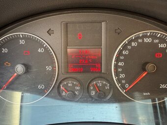 Volkswagen Golf V 1.9 TDI - 7