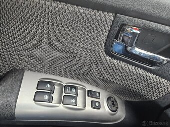 Kia sportage 2.0 - 7