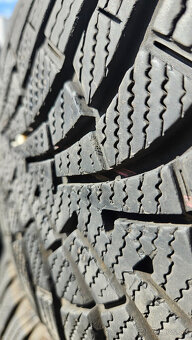 Zimne pneu - Goodyear Ultragrip 9+ - 7