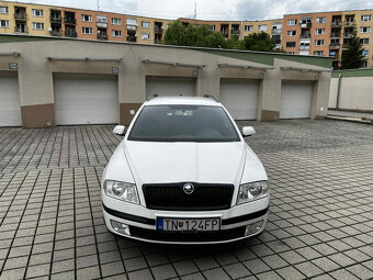 Predám Škodu Octavia 2, 1.9TDI, 77KW -Rok výroby: 2006 - 7