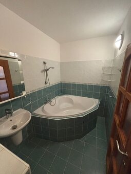 Na prenájom veľký 2 izbový byt Nitra - Čermáň, skvelá lokali - 7