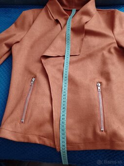 Dámske sačká a bundička v.S - 7