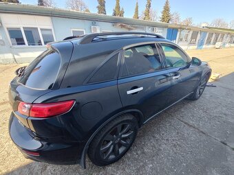 Infiniti FX35 4x4 - 7