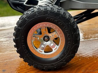 Traxxas slash - 7