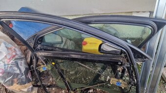 Predám diely Audi A6 C6 - 7