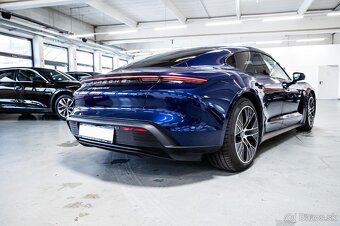 Porsche Taycan - 7