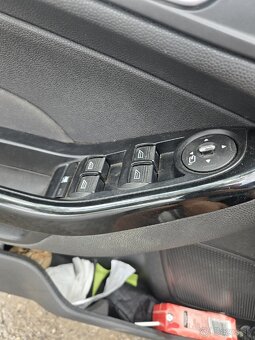 Ford Fiesta - 7