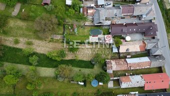 RODINNÝ DOM NA  REKONŠTRUKCIU PODĽA VLASTNÝCH PREDSTÁV, PONI - 7