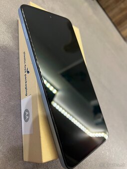Motorola moto g84 256GB - 7