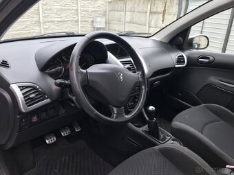 Peugeot 206+ 1.4 legend - 7
