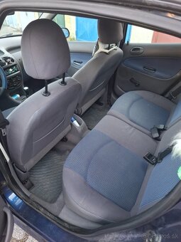 Peugot 206 1.1 - 7