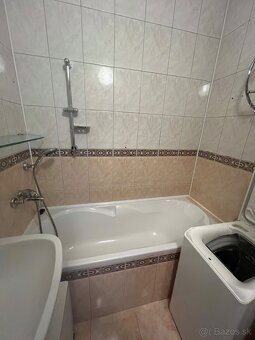 Na predaj 3 izbový byt v centre Brezna,pri parku 71m2 - 7