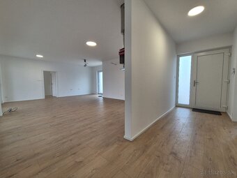 4 – IZB. BUNGALOV, 3 PARK.STÁTIA, TERASA,VEĽKÉ BLAHOVO - 7