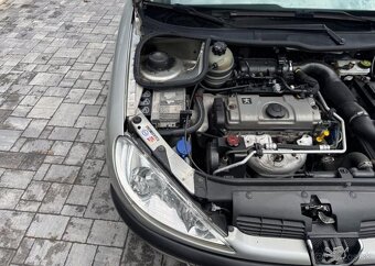 Peugeot 206 1.4 benzín manuál 55 kw - 7