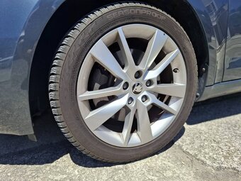 Škoda Octavia Combi 1.8 TSI Ambition DSG - 7