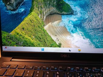 Dell Latitude 7390 | 16GB RAM | Win 11 | USB-C Docking - 7