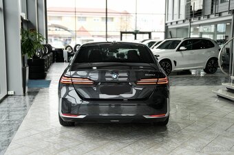NOVÉ- BMW 520 D - najnovší model - 7