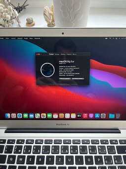Apple MacBook Air 13,3" - 7
