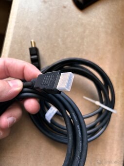 Rôzne počítačové a video káble - HDMI, USB-C, Mini DisplayPo - 7