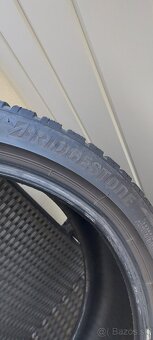 Predam 4 ks zimne pneu BRIDGESTONE R18 225/40 - 7