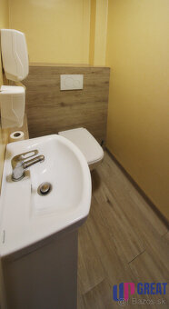 PRENÁJOM ambulancia/služby 44,10 m2, Piešťany, Winterova ul. - 7