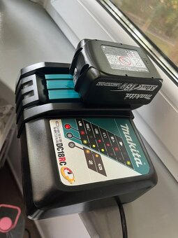 4x nová baterie Makita BL1850B - 7
