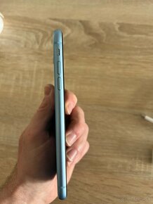 Iphone XR 256 GB modrý - 7