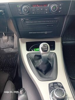 BMW E91 318d Touring,manual,2012 - 7