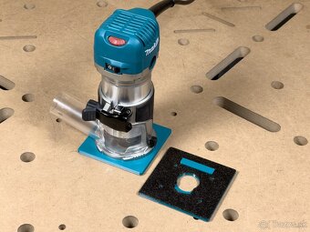 Štvorcová základňa 100x100 mm pre Makita RT0702C - 7