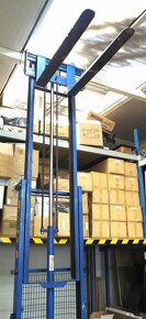 Predám akumulátorový paletizačný vozík BLUE GIANT P150-20 - 7